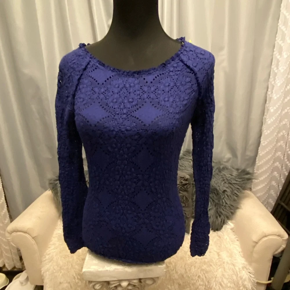 50%offw❤️ Free People Sunny Pucker Lace Long Sleeve Tee XS